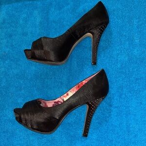 Black Madden Girl Peep-toe Heels